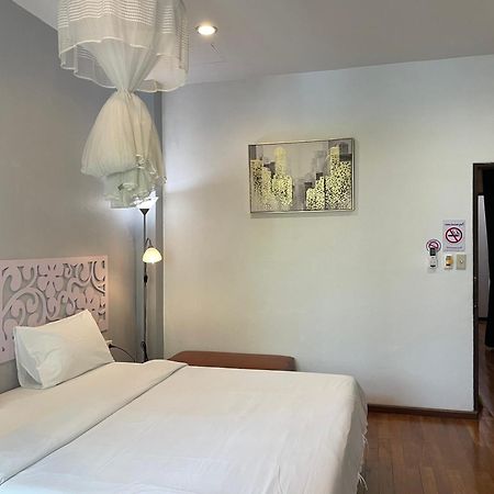 Nawaporn Place Phuket Ngoại thất bức ảnh