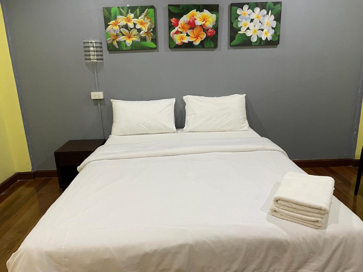 Nawaporn Place Phuket Ngoại thất bức ảnh