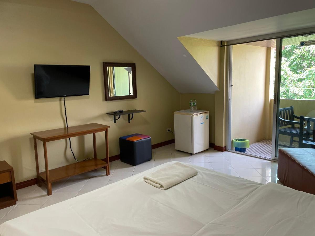 Nawaporn Place Phuket Ngoại thất bức ảnh