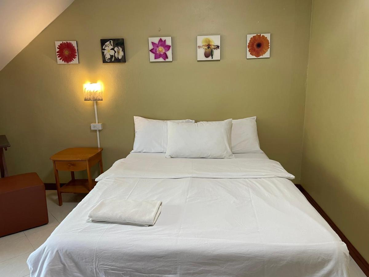 Nawaporn Place Phuket Ngoại thất bức ảnh