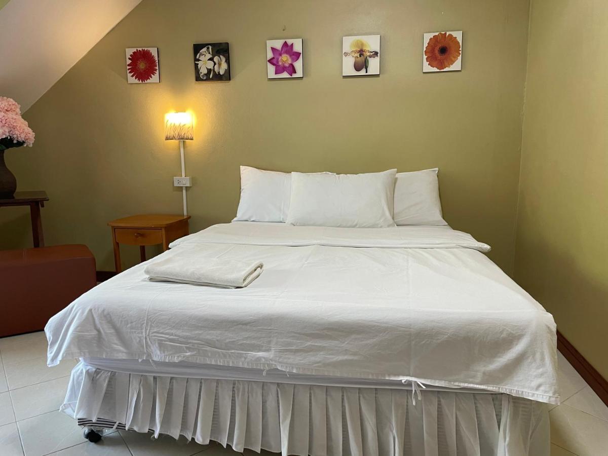 Nawaporn Place Phuket Ngoại thất bức ảnh