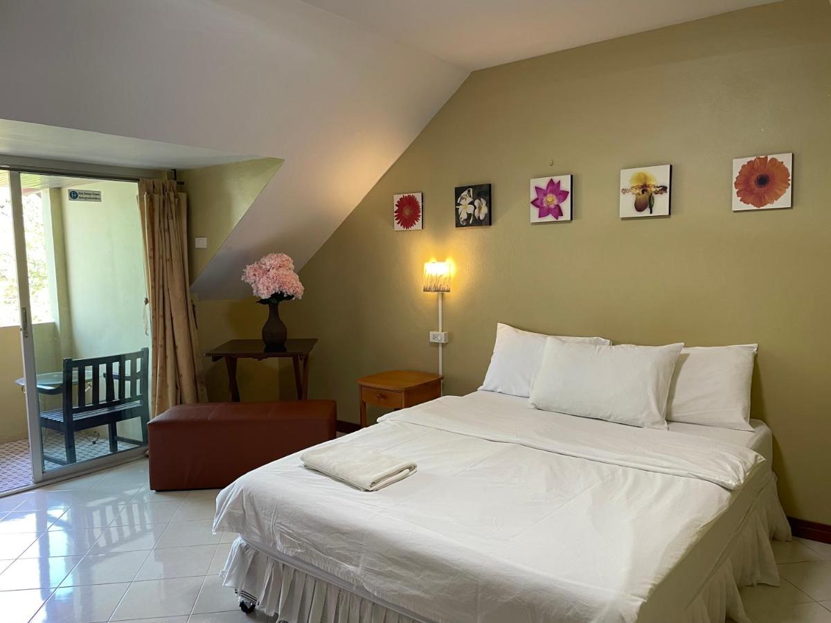 Nawaporn Place Phuket Ngoại thất bức ảnh
