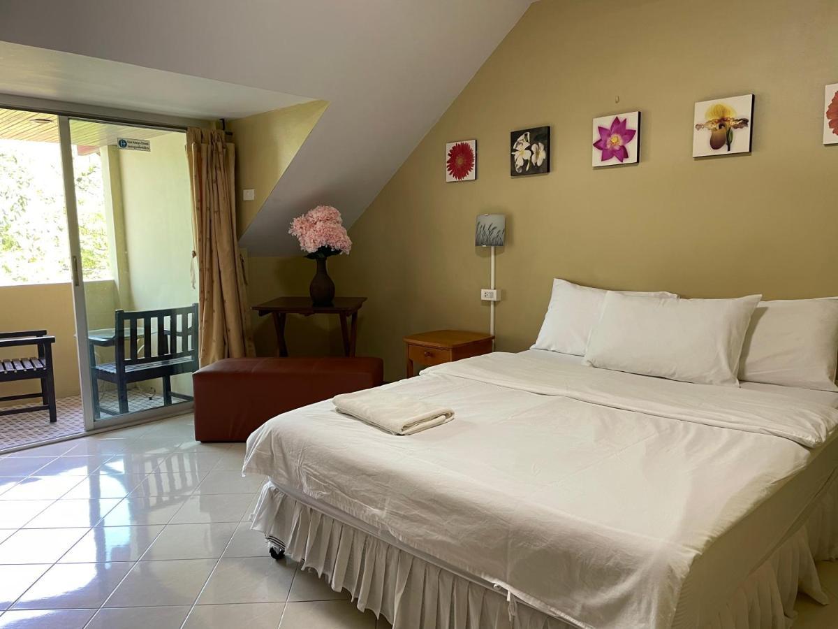 Nawaporn Place Phuket Ngoại thất bức ảnh