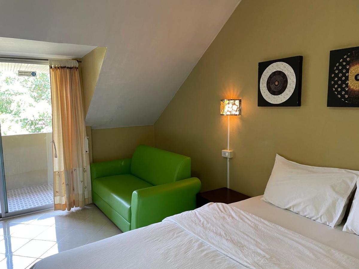 Nawaporn Place Phuket Ngoại thất bức ảnh