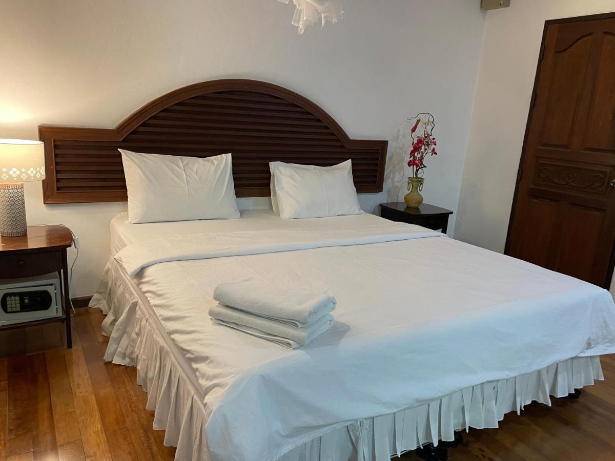 Nawaporn Place Phuket Ngoại thất bức ảnh