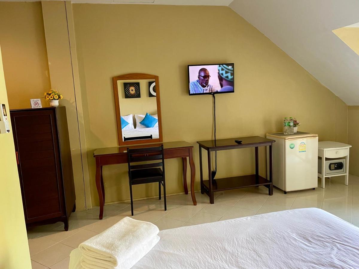 Nawaporn Place Phuket Ngoại thất bức ảnh