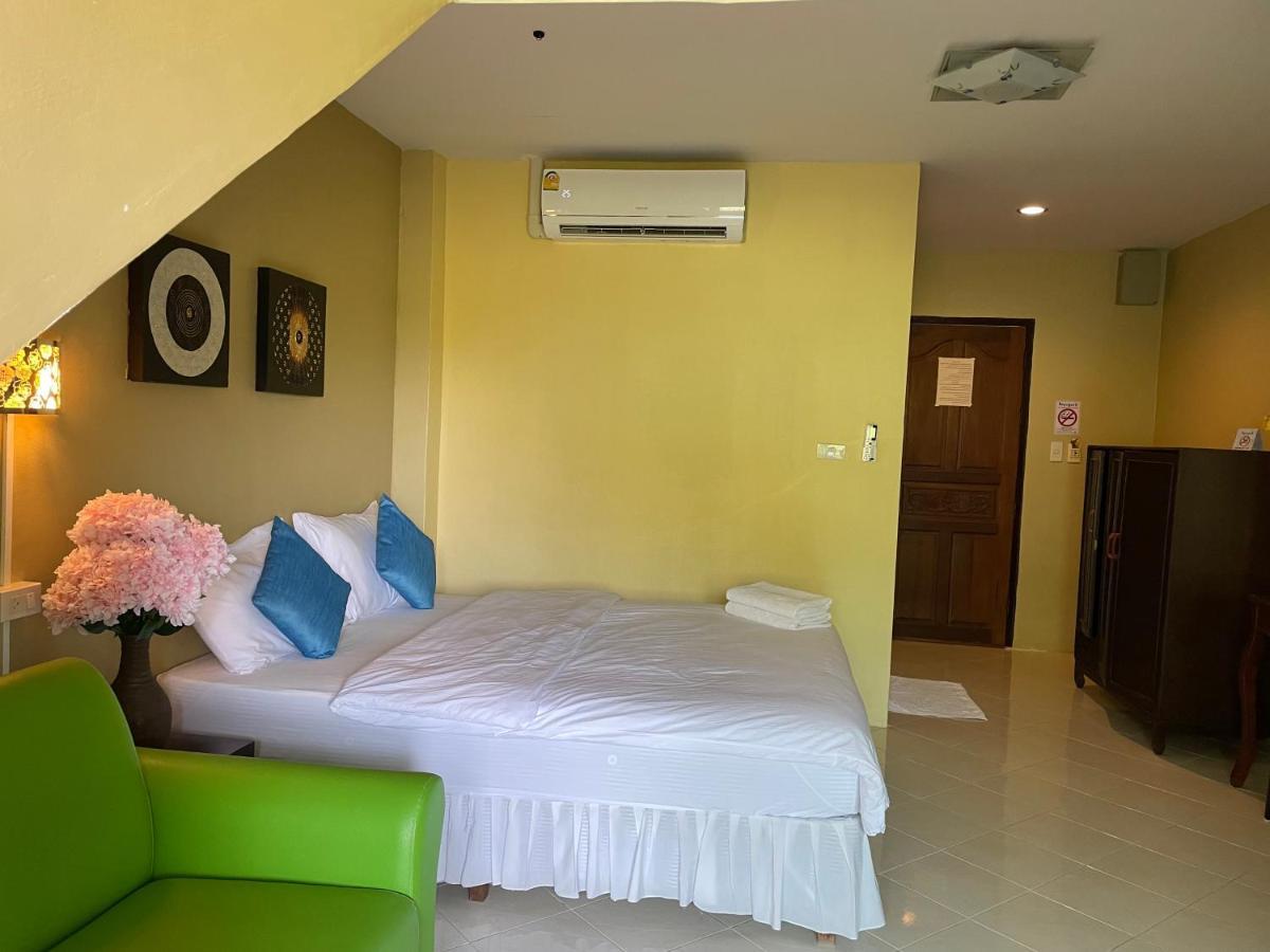 Nawaporn Place Phuket Ngoại thất bức ảnh