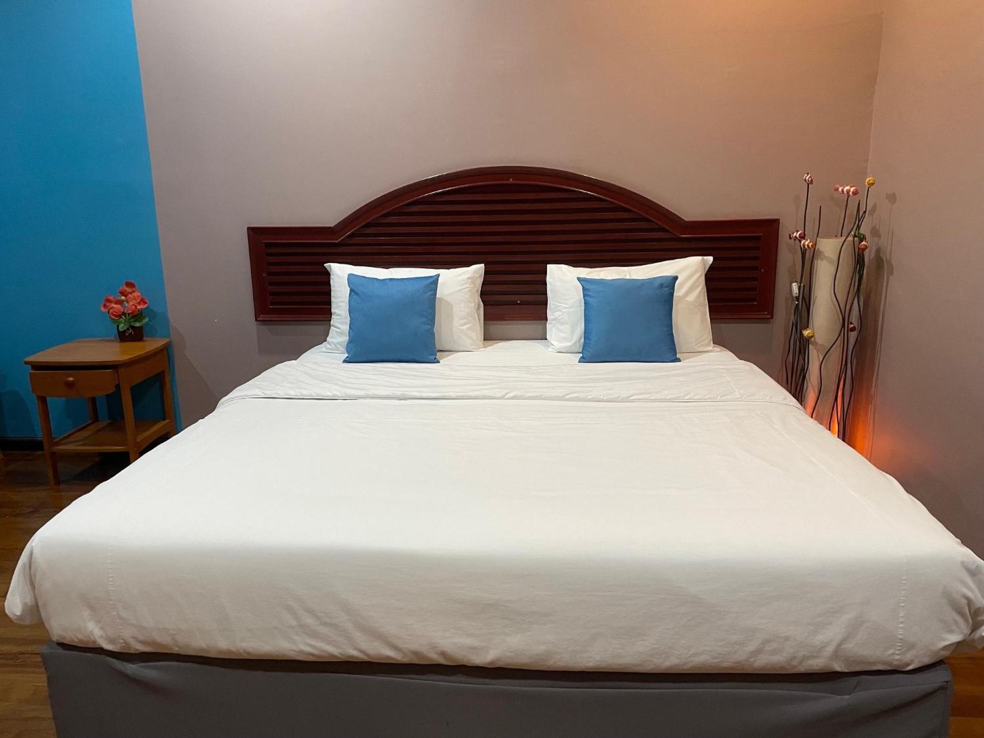 Nawaporn Place Phuket Ngoại thất bức ảnh