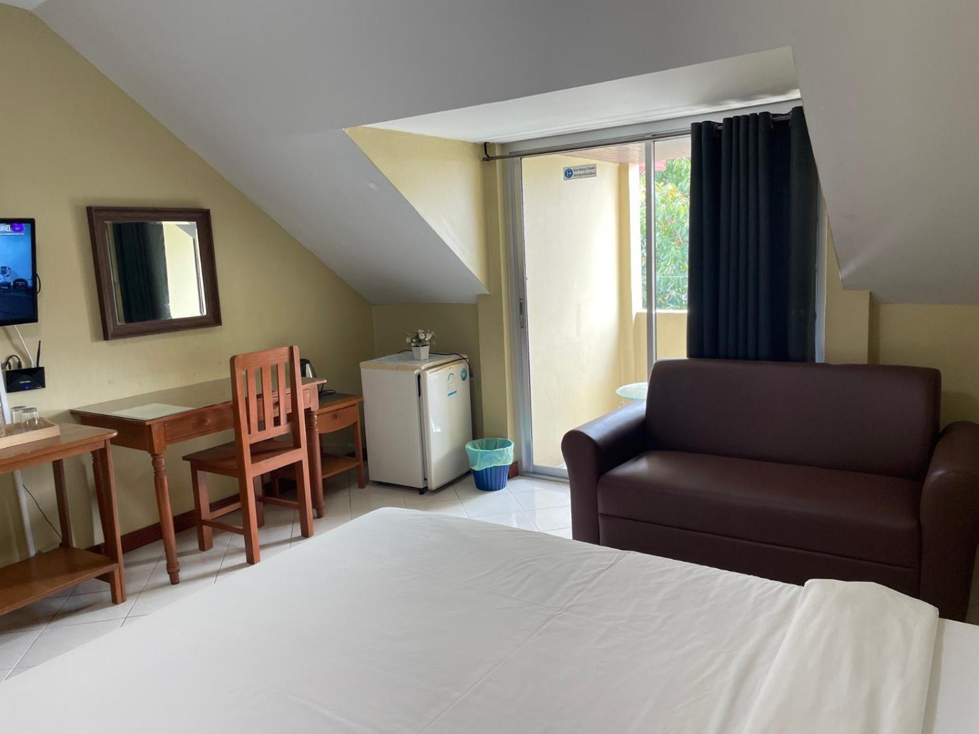 Nawaporn Place Phuket Ngoại thất bức ảnh