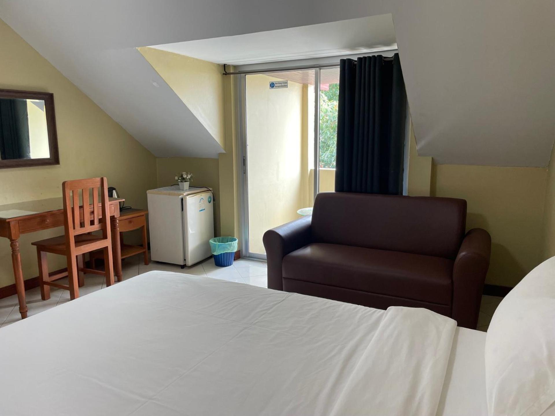 Nawaporn Place Phuket Ngoại thất bức ảnh