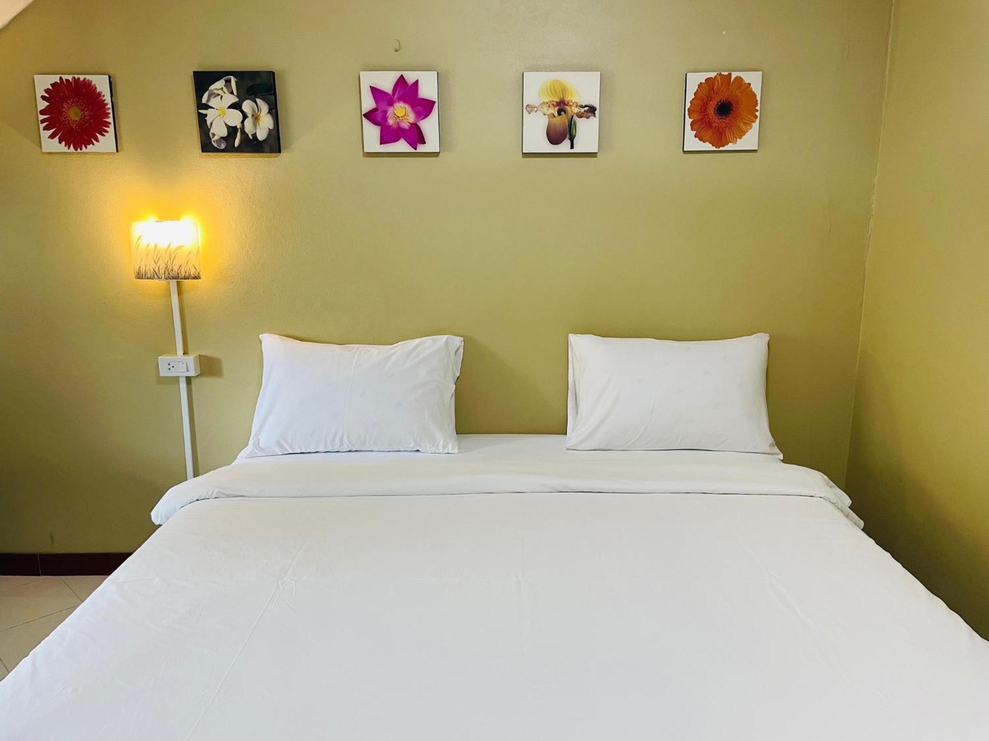 Nawaporn Place Phuket Ngoại thất bức ảnh