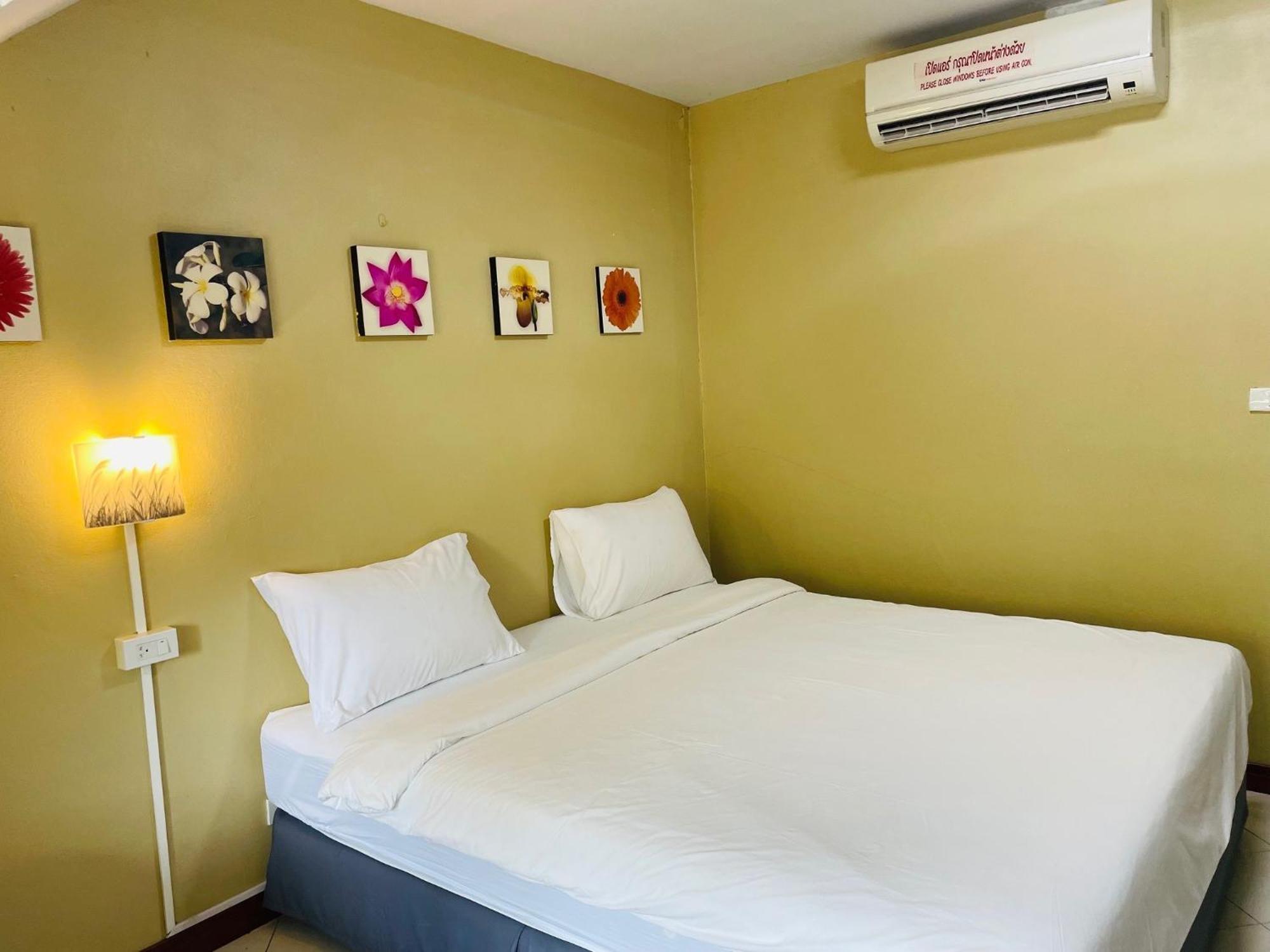 Nawaporn Place Phuket Ngoại thất bức ảnh