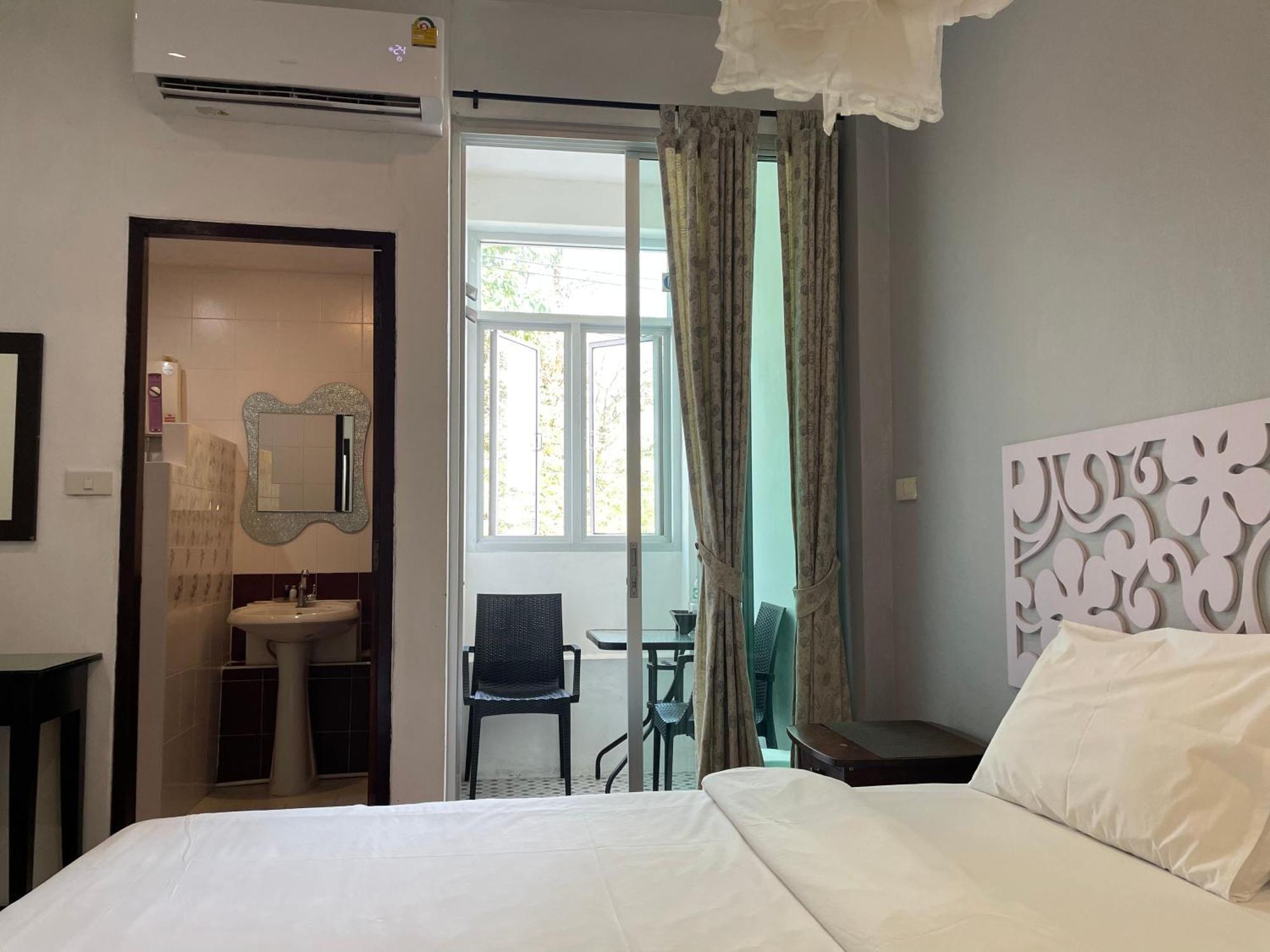 Nawaporn Place Phuket Ngoại thất bức ảnh