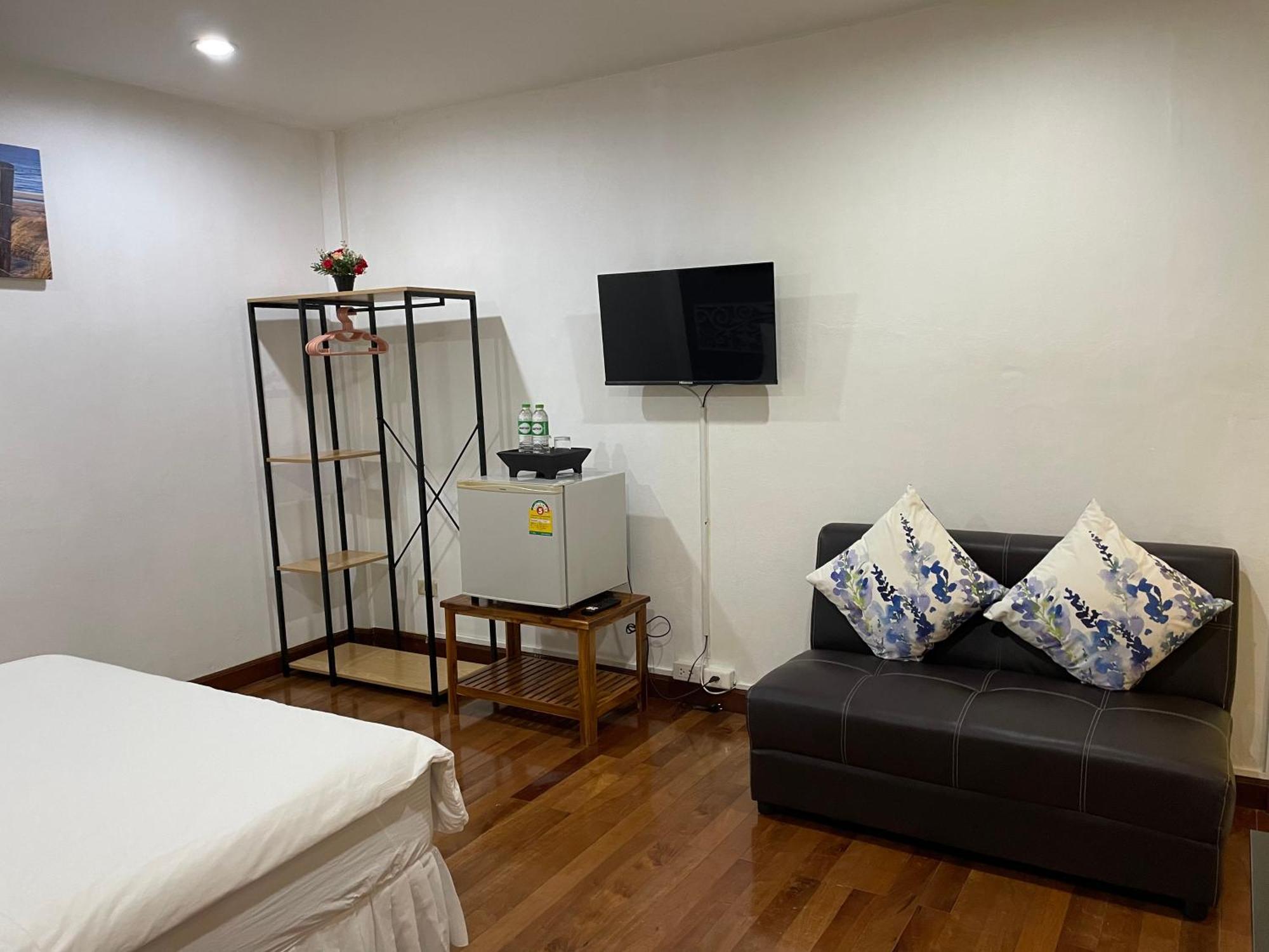 Nawaporn Place Phuket Ngoại thất bức ảnh