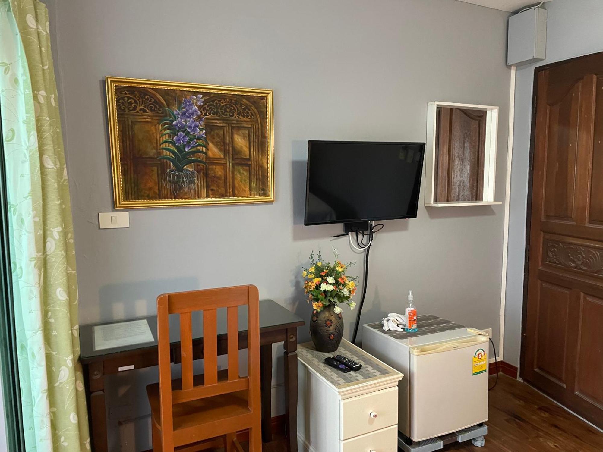 Nawaporn Place Phuket Ngoại thất bức ảnh